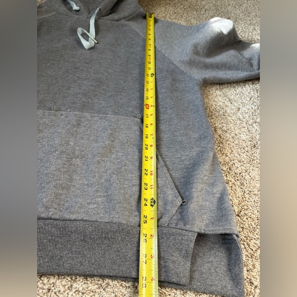 Jocelyn Luxe Oversized Sweatshirt Rabbit Fur Pocket Gray Size Small - Picture 9 of 9